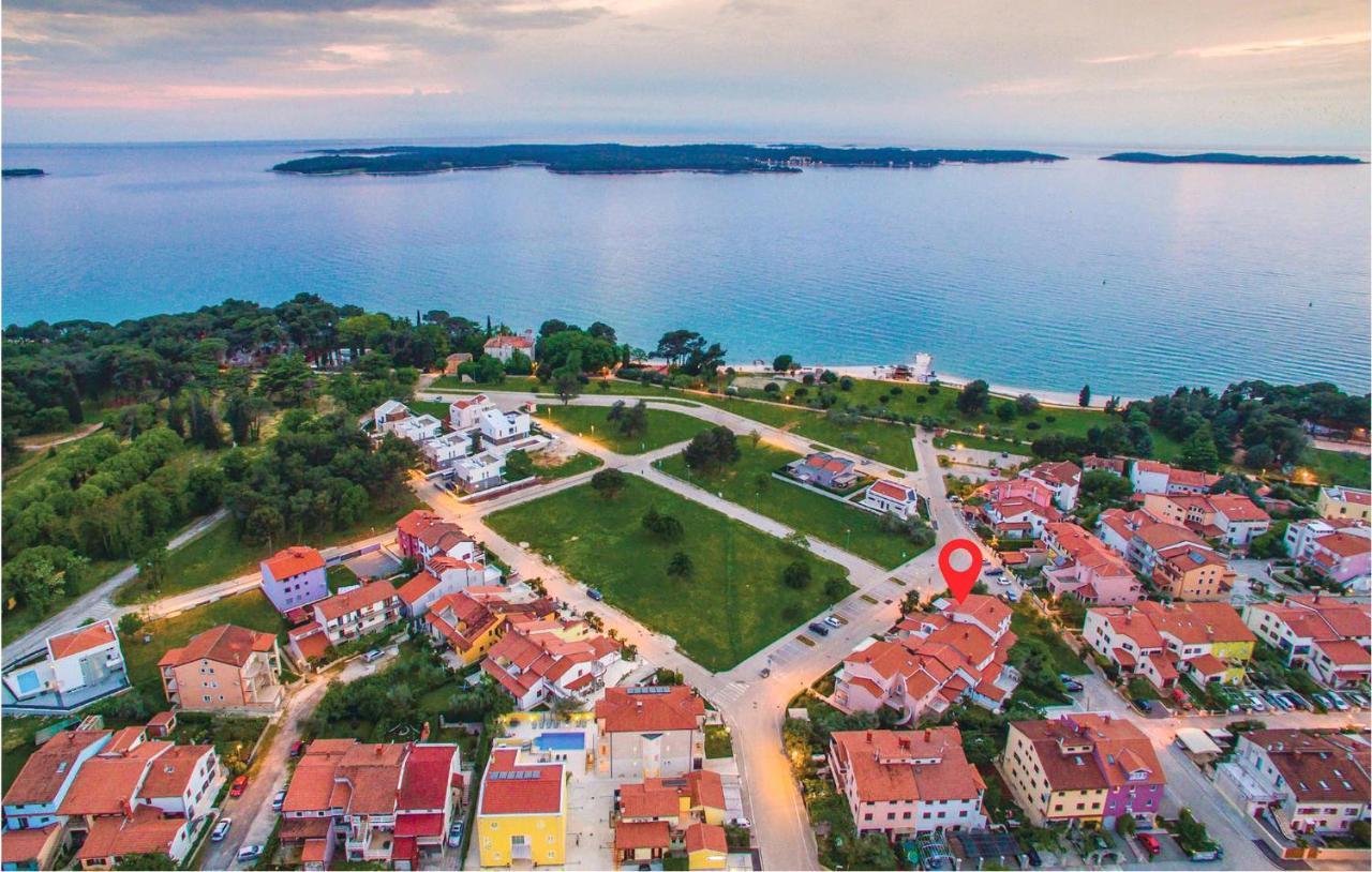 Lovely Apartment In Fazana With House Sea View Bagian luar foto