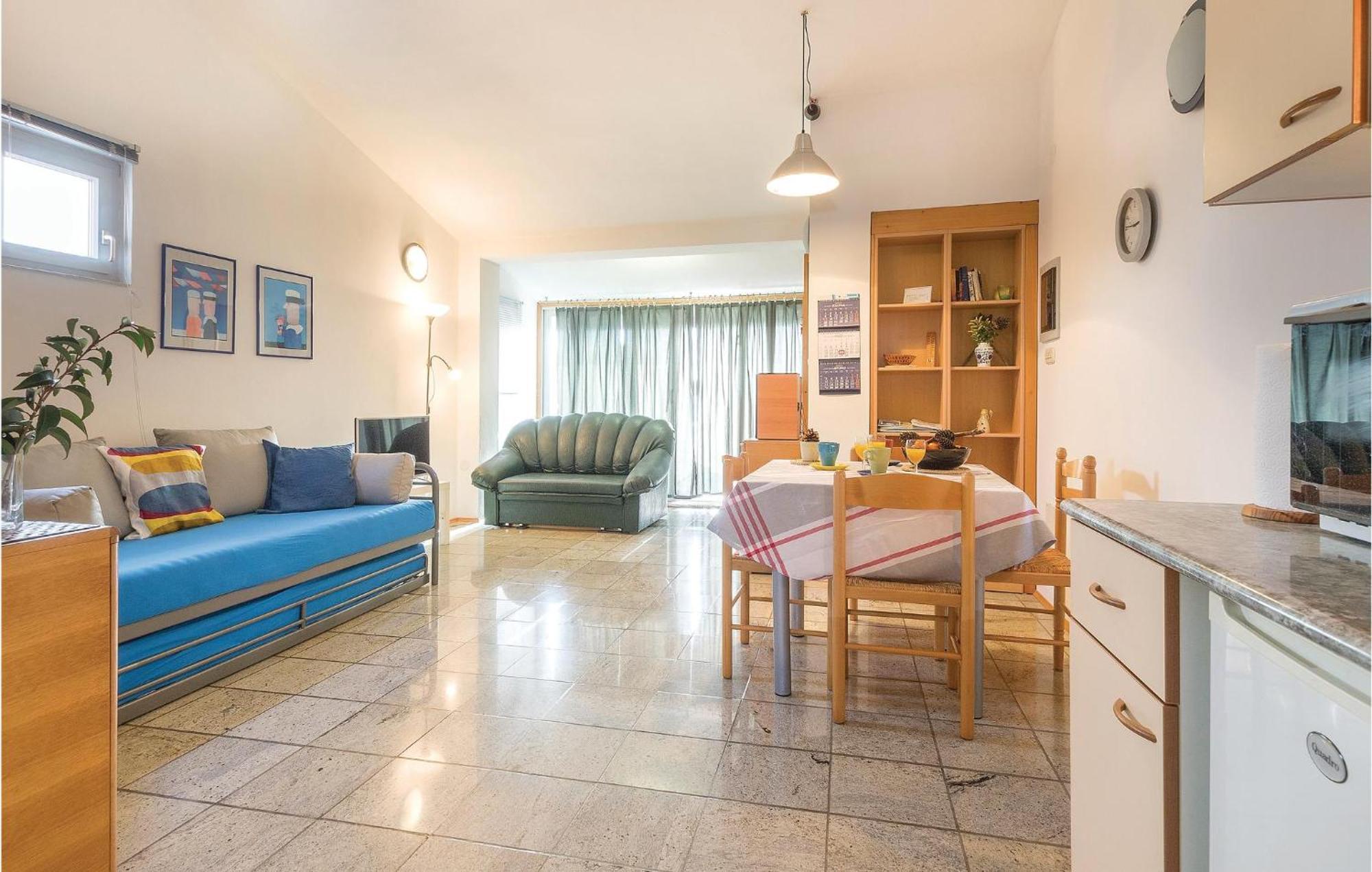 Lovely Apartment In Fazana With House Sea View Bagian luar foto